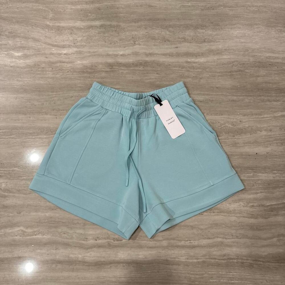 Varley atrium high rise short